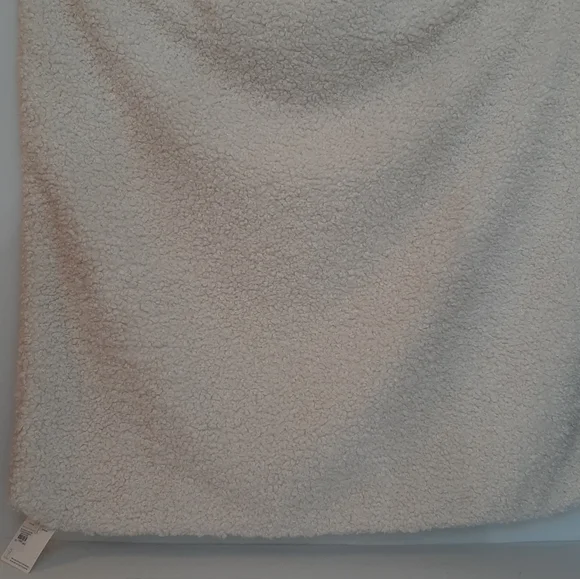 **Pottery Barn 30" Cozy Teddy PillowCover Ivory